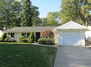 4923 Elmhurst Rd, Toledo, OH 43613
