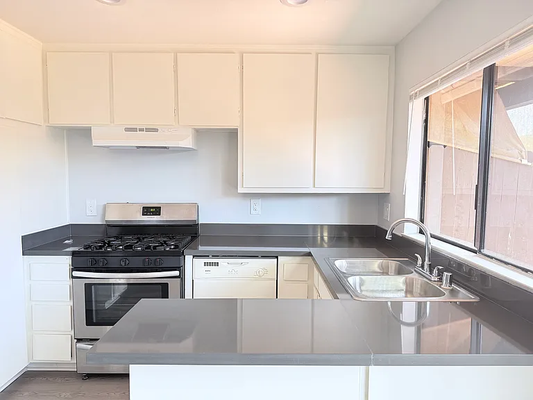 12521 Centralia St #51 — Photo 5