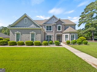 7553 The Lakes Dr, Fairburn, GA 30213