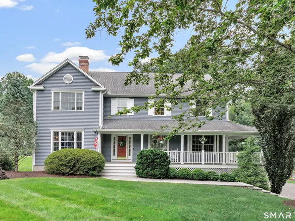 4 Founders Way, Monroe, CT 06468