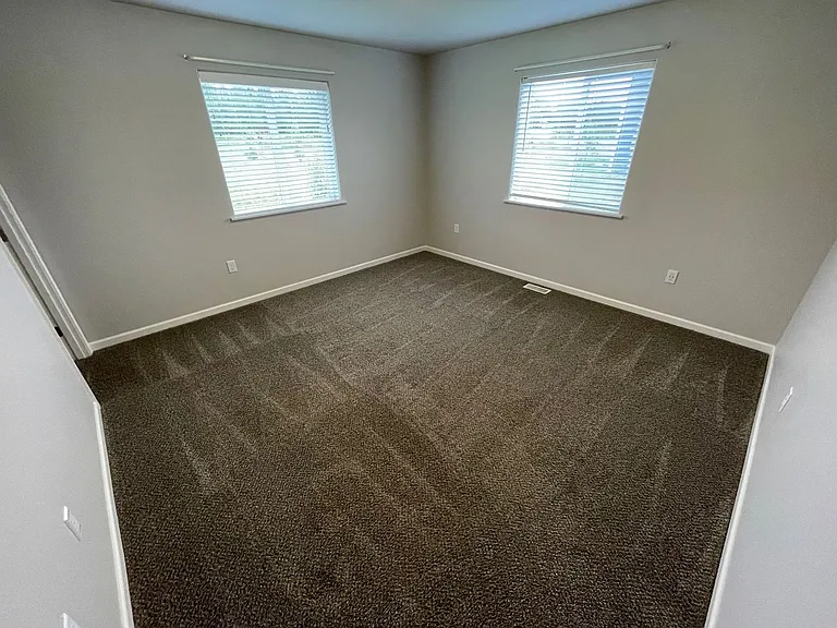 1571 N Tinitun Cir — Photo 5