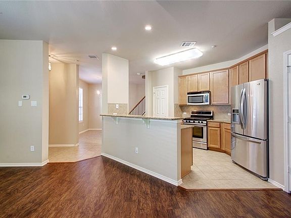 5th image of 1310 W Parmer Ln 24B