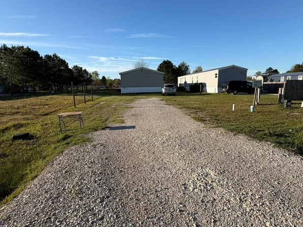 64 Road 5213, Cleveland, TX 77327