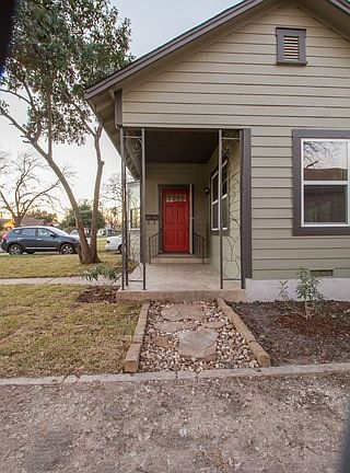 5th image of 1617 Pasadena St