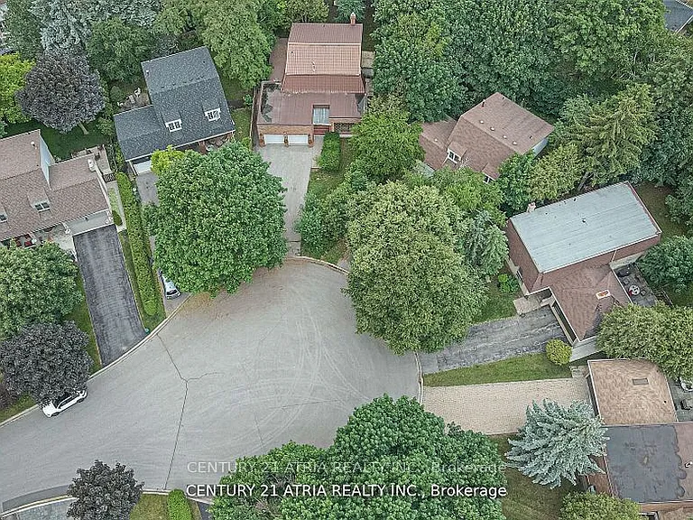 18 Hester Ct — Photo 3