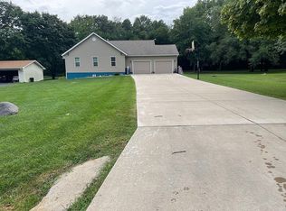 110 Pulaski St, Spring Valley, IL 61362