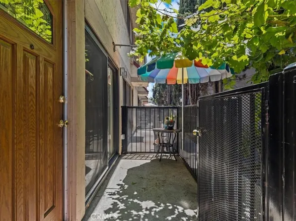 20216 Roscoe Blvd Unit 18, Winnetka, CA 91306