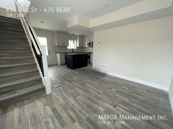 4th image of 435 Oak St #435