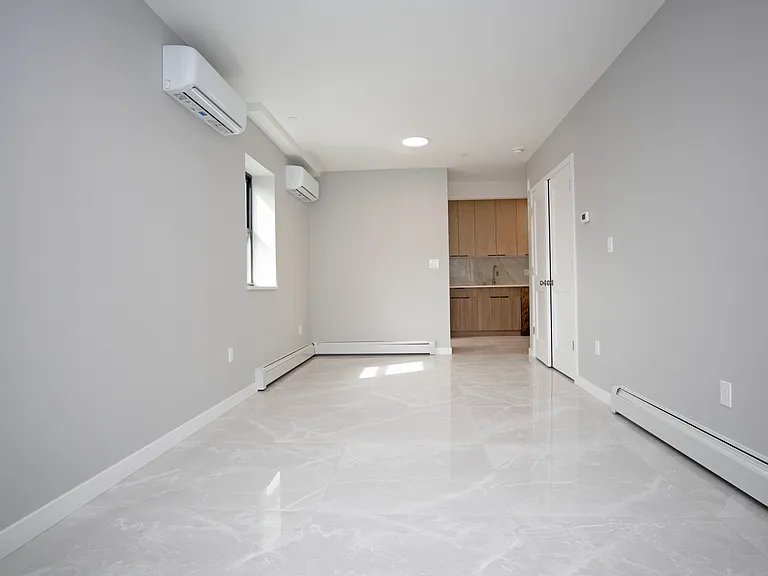 7163 161st St #2C — Photo 3