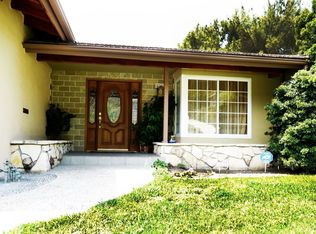 520 Meadows Dr, Glendale, CA 91202