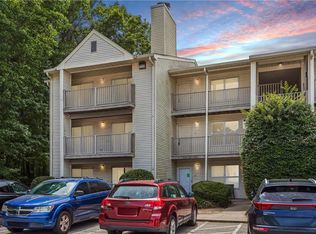 541 Pineland Cir APT 201, Newport News, VA 23608