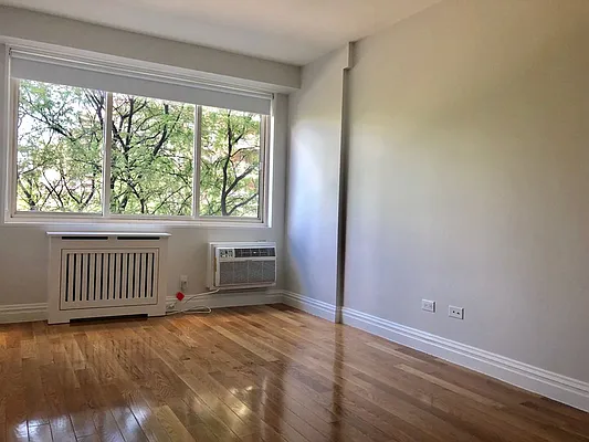 Rented by Silverstreet RE LLC | media 18