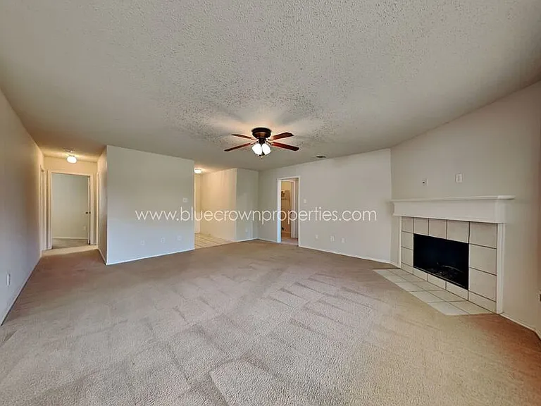 9612 George Washington Dr — Photo 2
