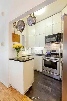 Sold by Town Residential | media 28