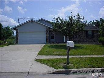 1st image of 130 Hickory Dr