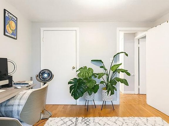 3rd image of 10 Avon St APT 17