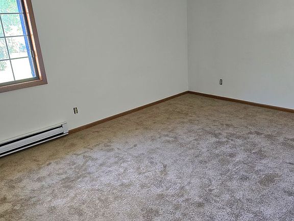 5th image of S69W15132 Cornell Cir APT 6