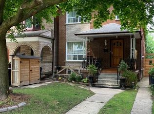 244 Rushton Rd #B, Toronto, ON M6G 3J5