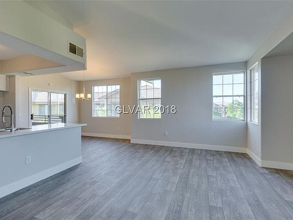 5th image of 9901 Trailwood Dr APT 2092