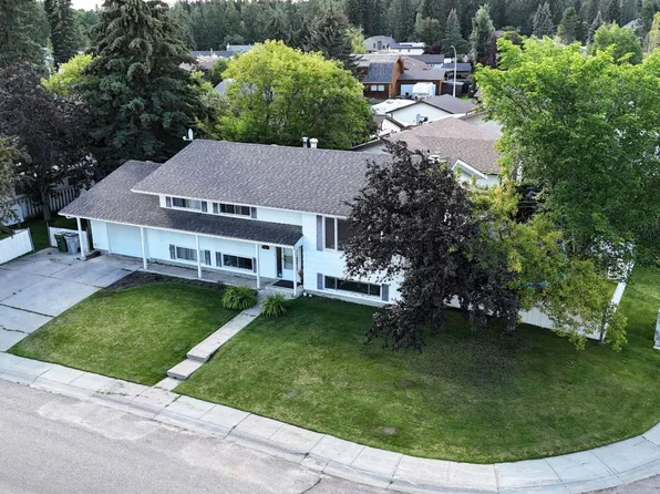 5301 15th Ave, Edson, AB T7E 1H2