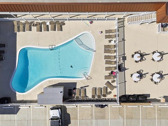 3rd image of 1501 Ocean Ave Unit 101