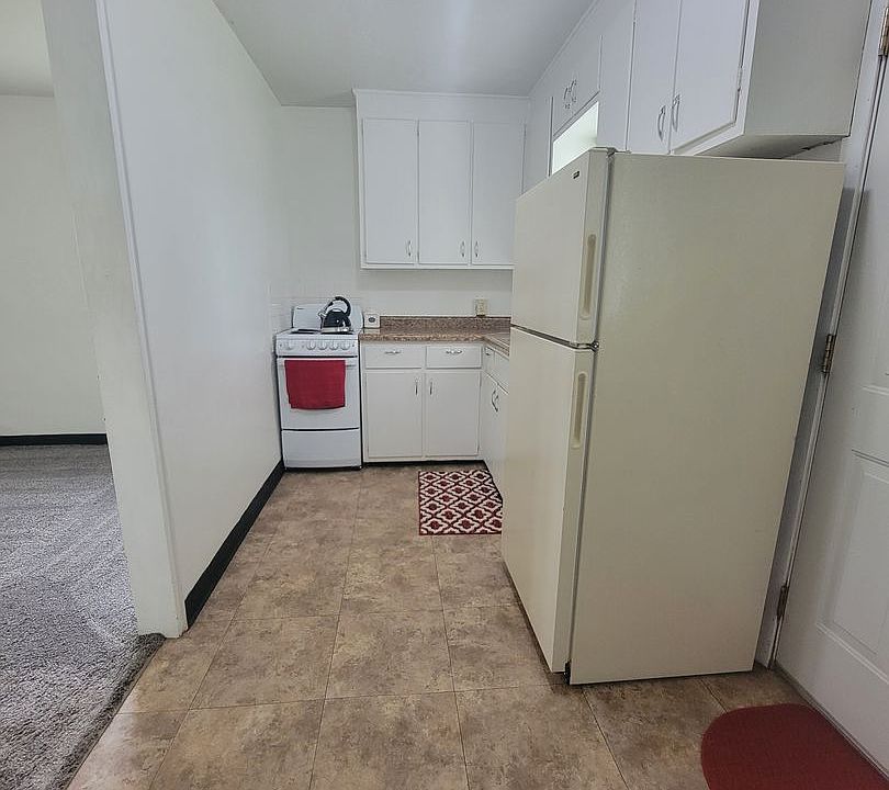 702 Townhomes 702 8th Ave N Wahpeton ND Zillow