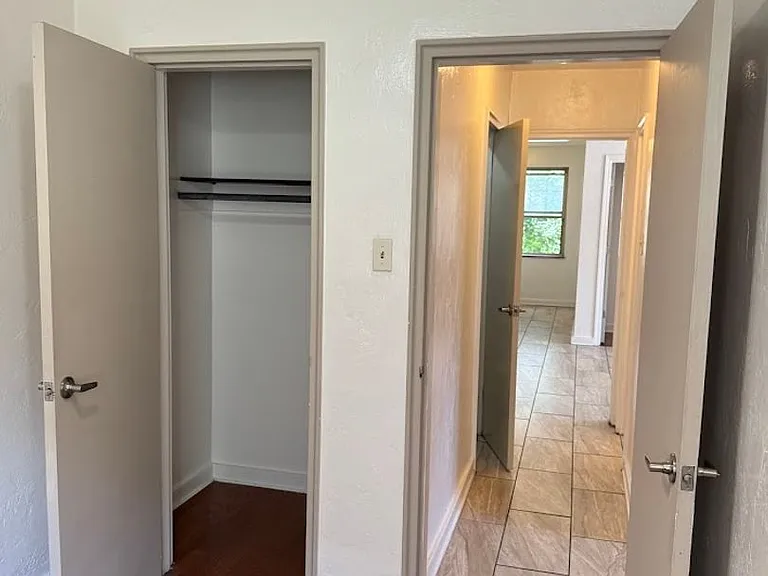 5506 Fifth Avenue — Photo 90
