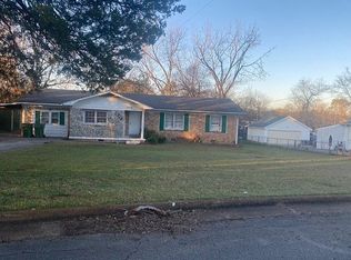 2518 Rochell Dr NW, Huntsville, AL 35810
