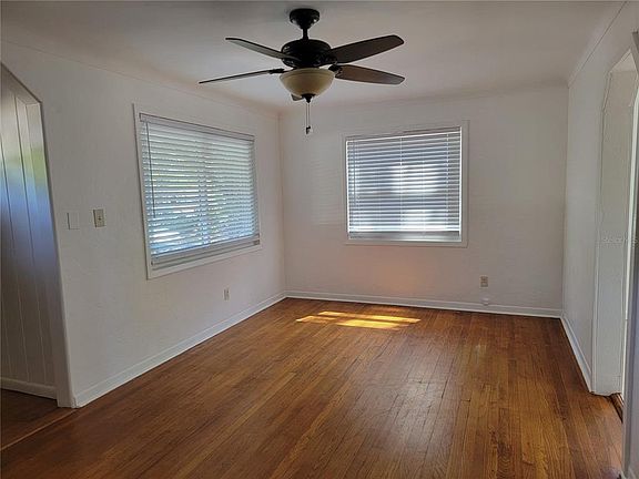4th image of 4020 11th Ave N