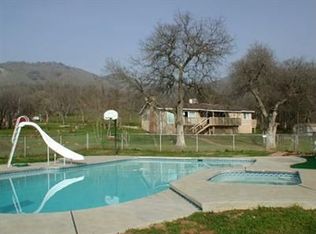7385 Pinto Dr, Sanger, CA 93657