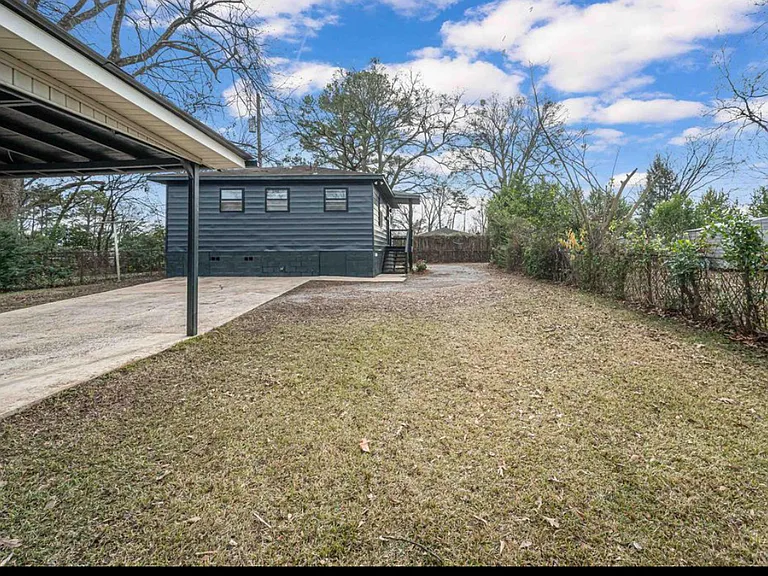 937 Linthicum St — Photo 3