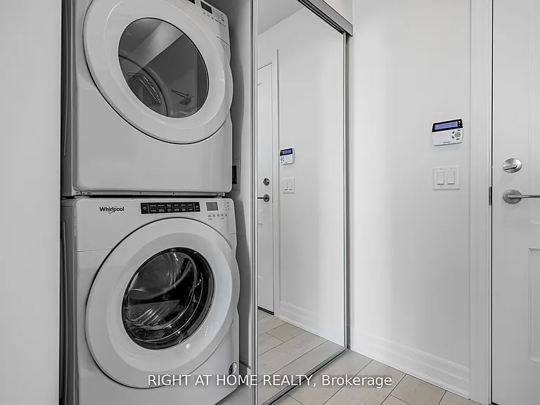 30 Elm Dr W #1103 — Photo 25
