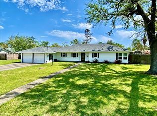 3805 Vanderbilt St, Lake Charles, LA 70607