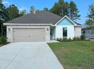 105 Eclipse Loop, Freeport, FL 32439