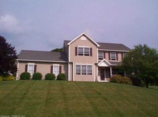 7 Dawns Rd, New Milford, CT 06776