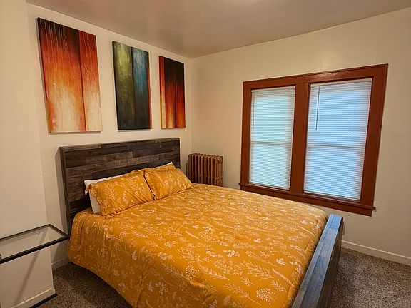 2nd image of 694 Desoto St #3