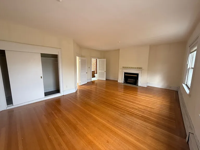 1716 Beacon St #2B — Photo 21