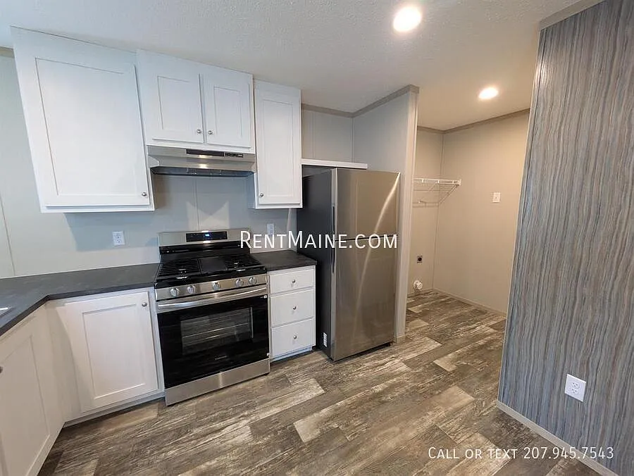 3 bed, 868 sqft, $1,475 — Photo 2