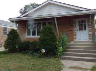 9121 S Harding Ave, Evergreen Park, IL 60805