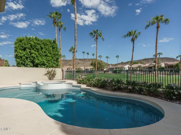 5859 W DEL LAGO Circle, Glendale, AZ 85308