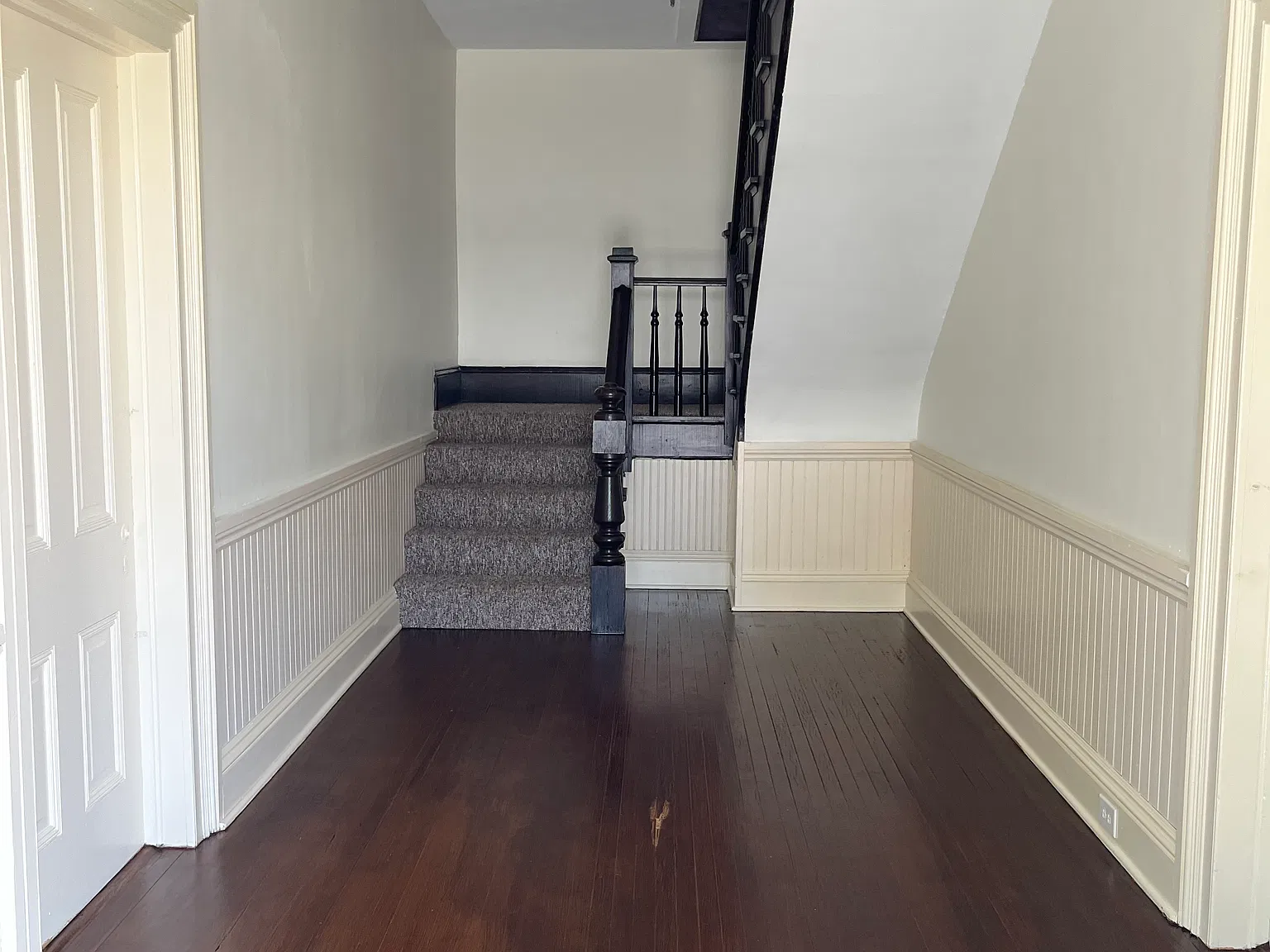 1 bed, 975 sqft, $925 — Photo 2