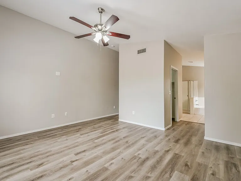 1510 N Saddle St — Photo 9