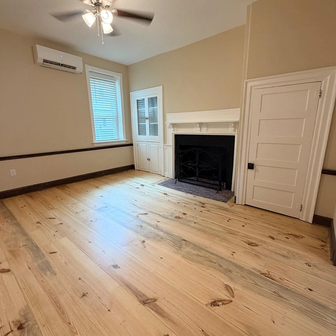 4 bed, 2.5 bath, $3,000 — Photo 3