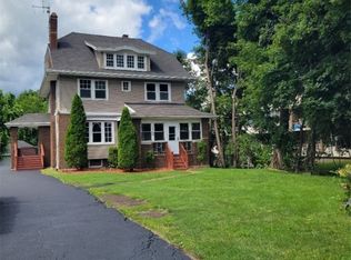 1349 Lake Ave, Rochester, NY 14613