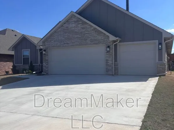 3010 Hollow Crest Ln, Norman, OK 73071