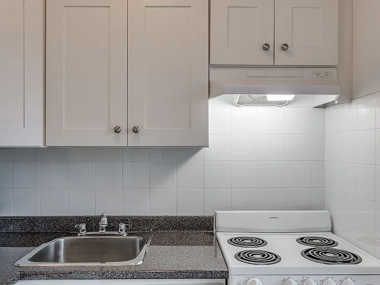 695 SE Marine Dr #605 — Photo 21