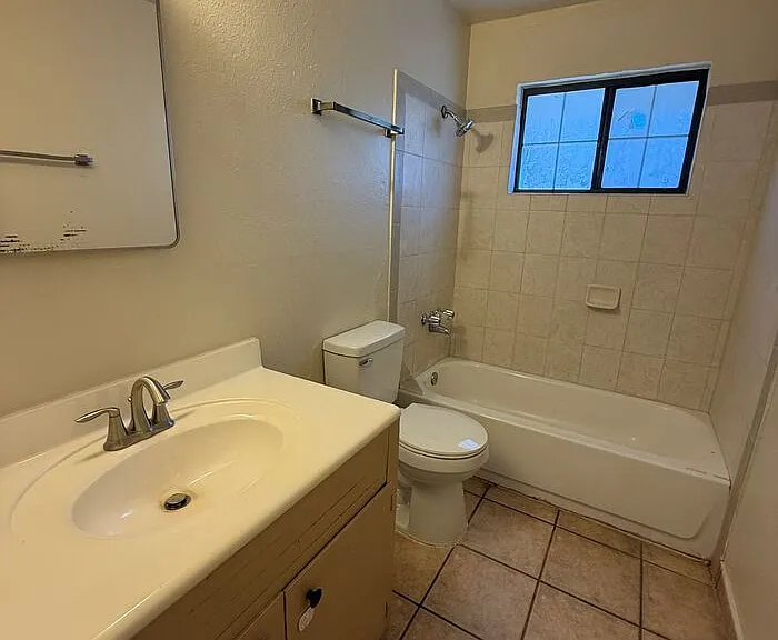 4532 E Fairmount St #A — Photo 6