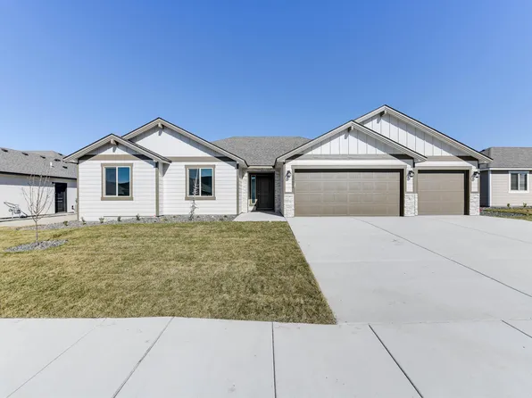 10601 Silverbright Dr, Pasco, WA 99301