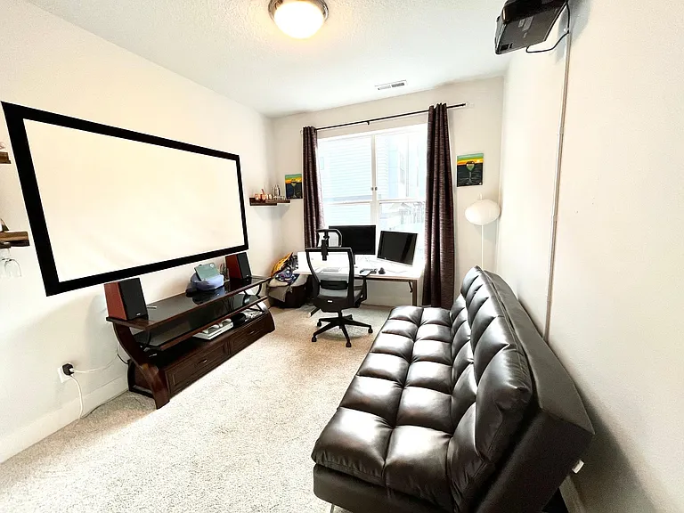2nd bedroom on upper floor