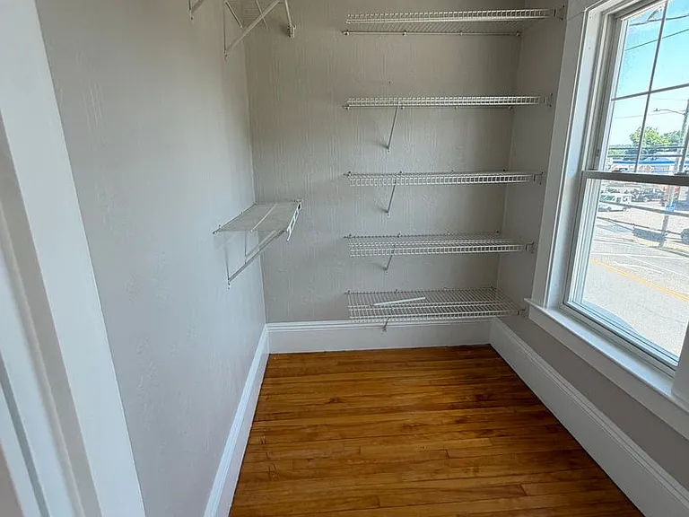 202 Central Ave — Photo 24